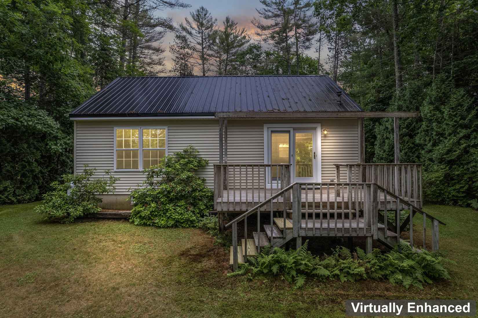 39 Riverside Dr  