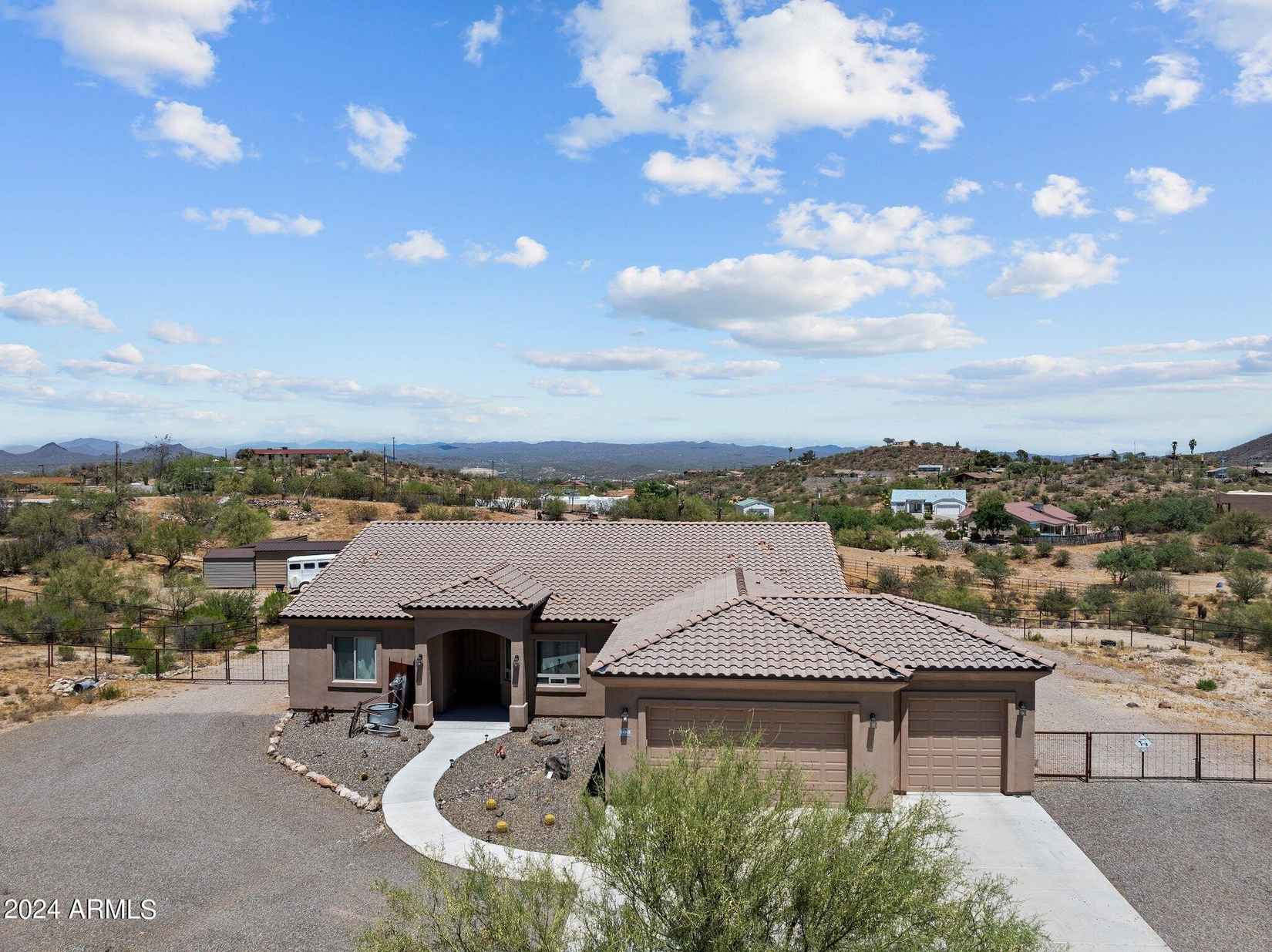 1085 Yaqui Dr  
