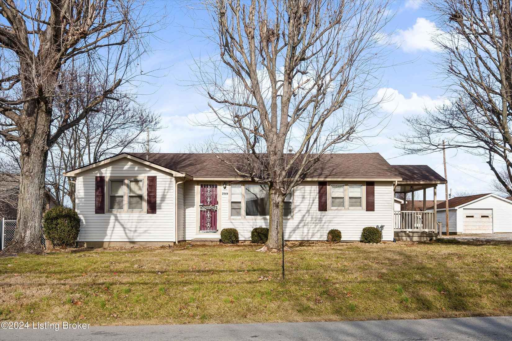2004 Flatlick Rd  