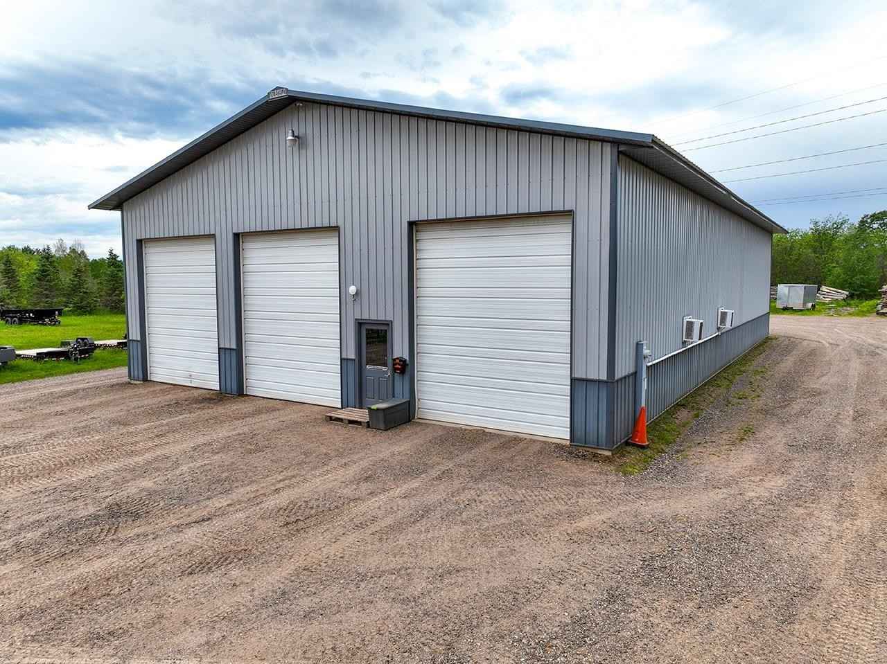 W35080 GRUNDY RD  