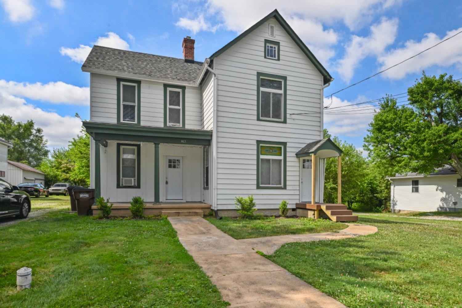 407 W Ellis St  