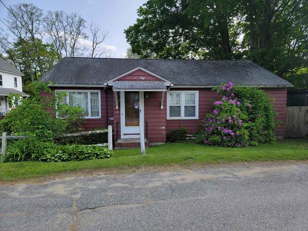 13 SULLIVAN Ave  