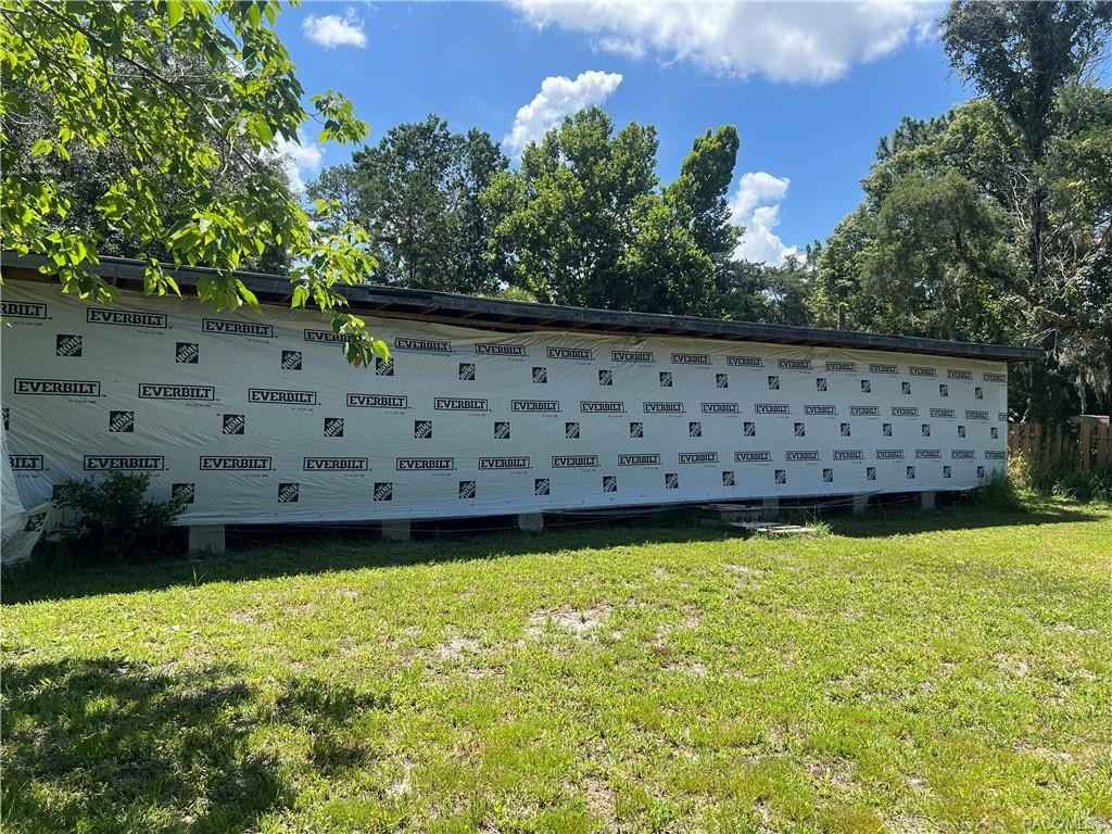 989 N Amelia Earhart Pt  