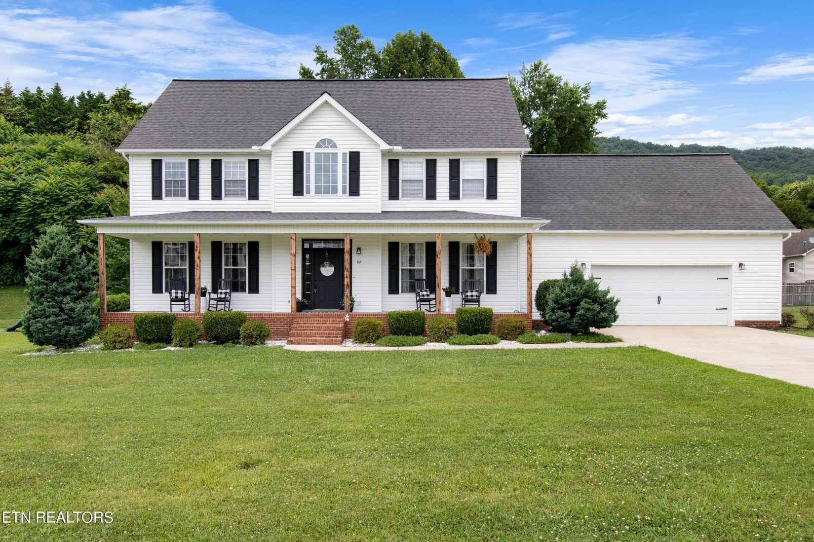 137 Chelsea Ln  