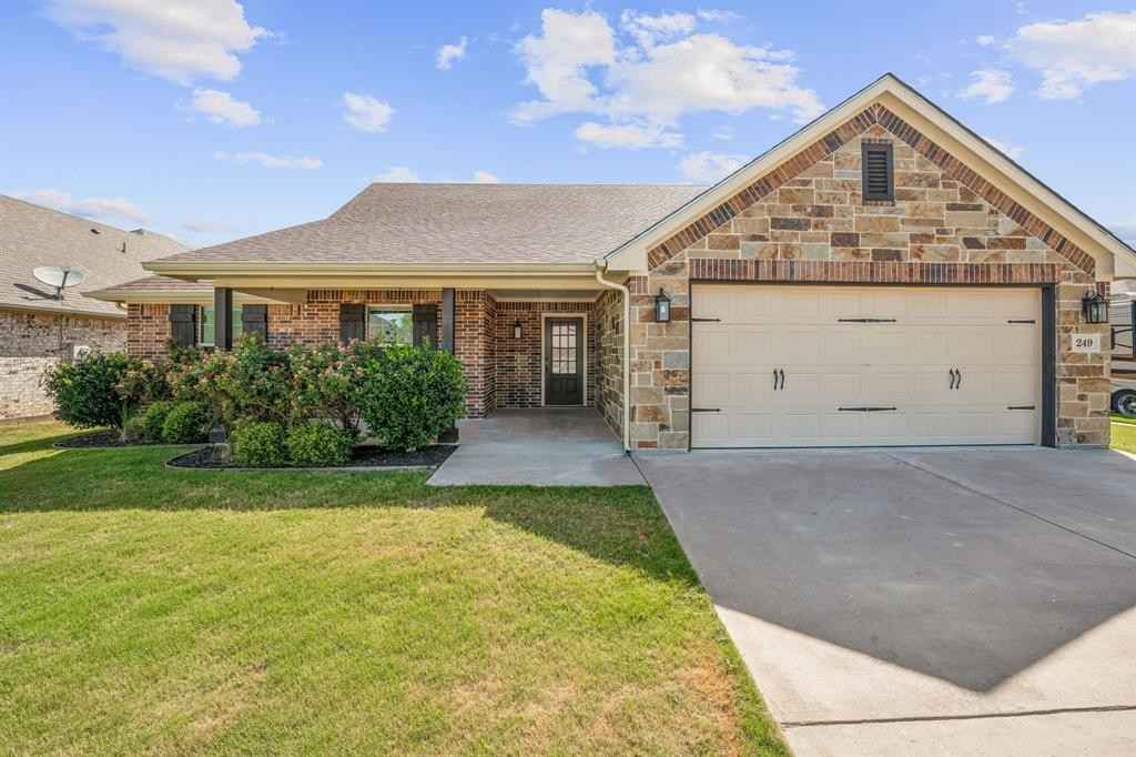 249 Jacinth Ln  