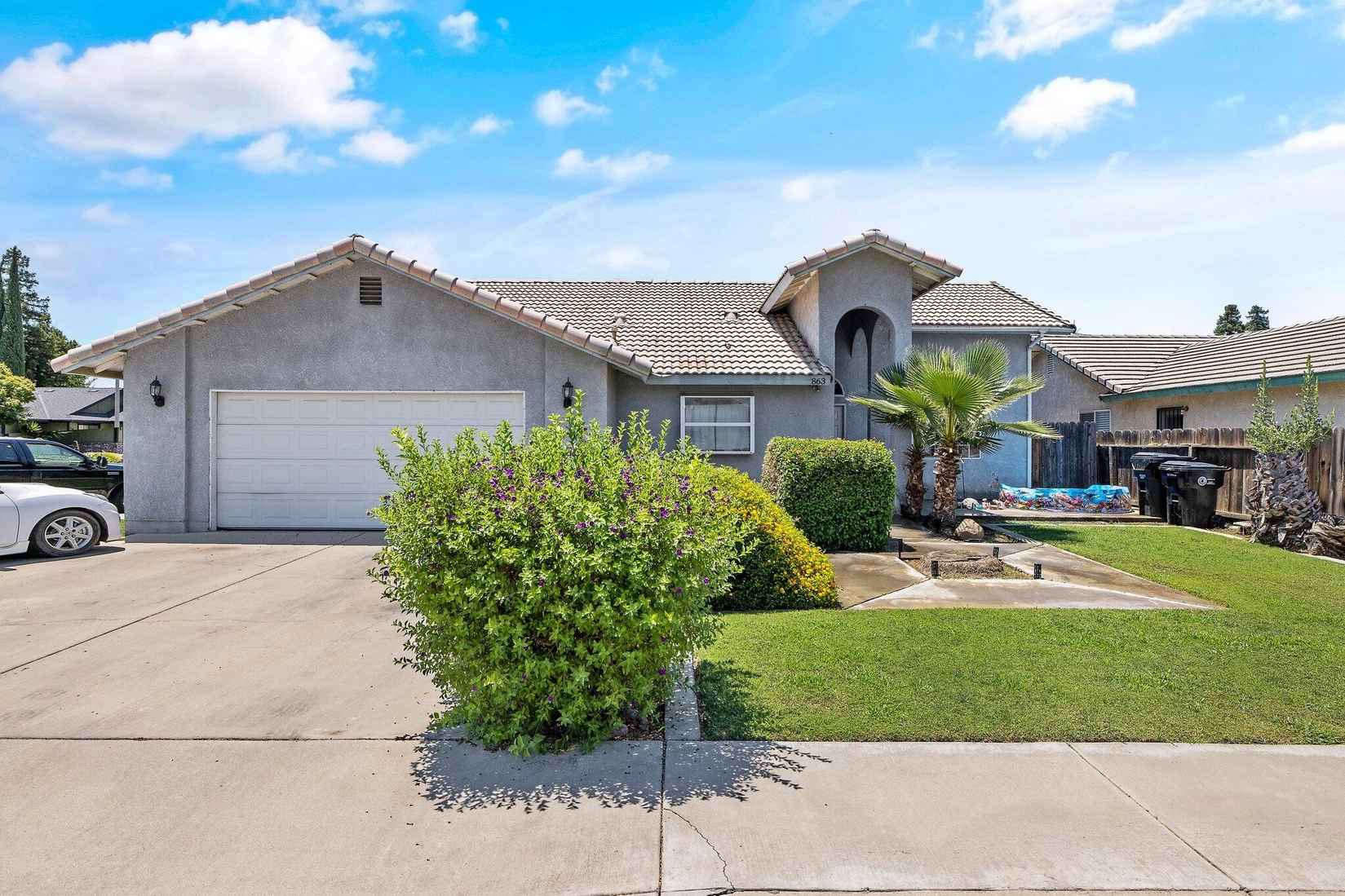 863 Greenfield Dr  