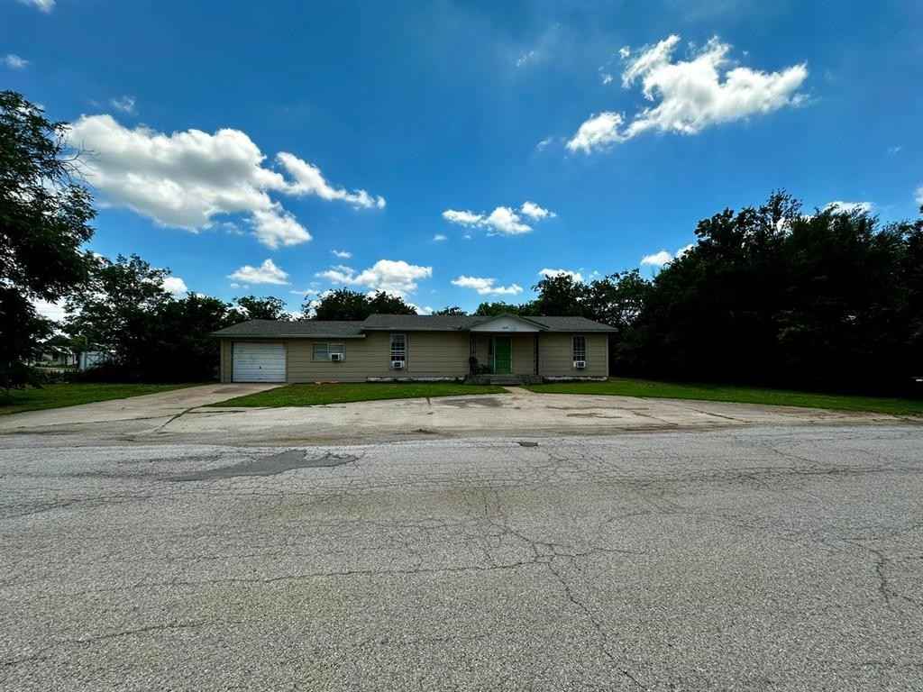 1005 W Dyer St  