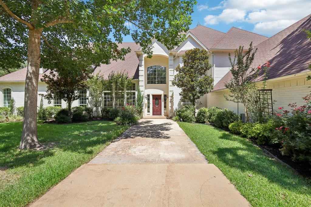 121 Comanche Moon Ct  