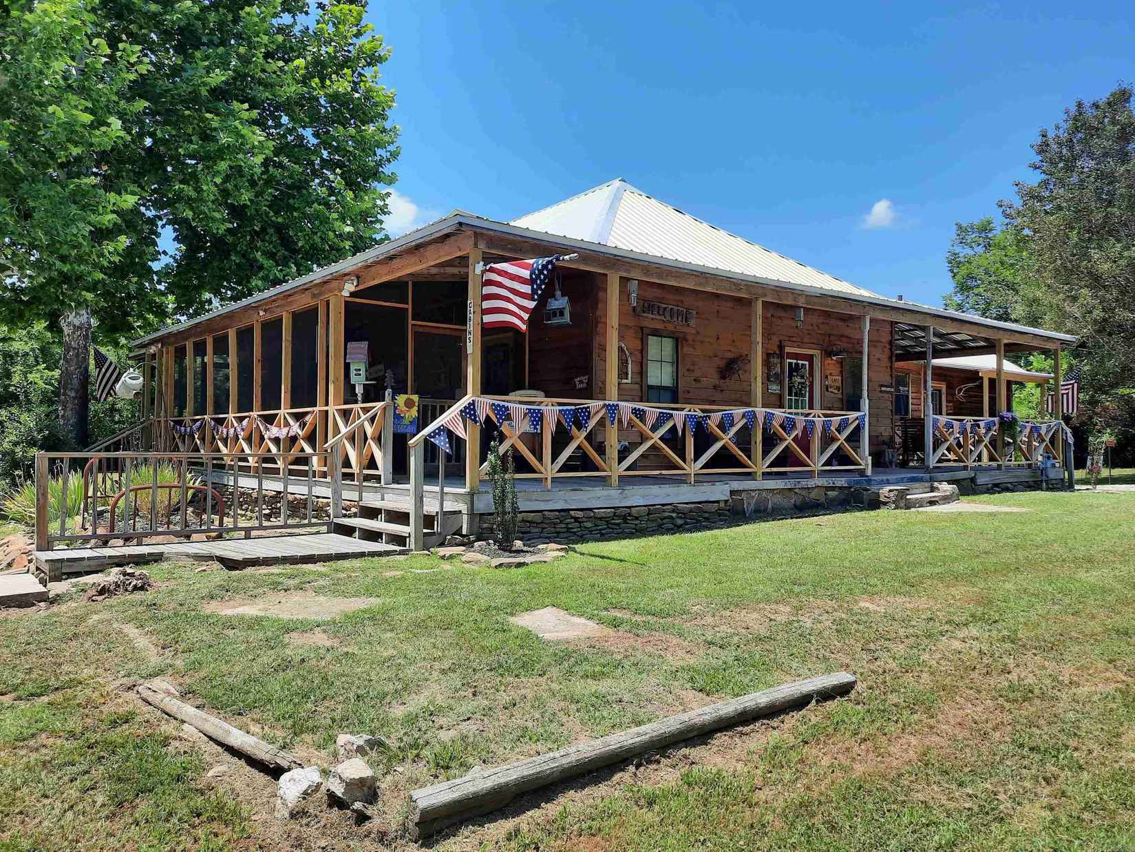 406 Cedar Ave  