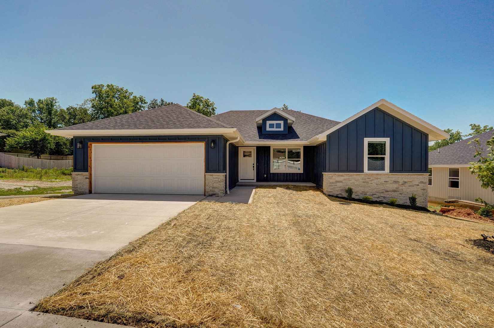 1506 West Parkview Ave  