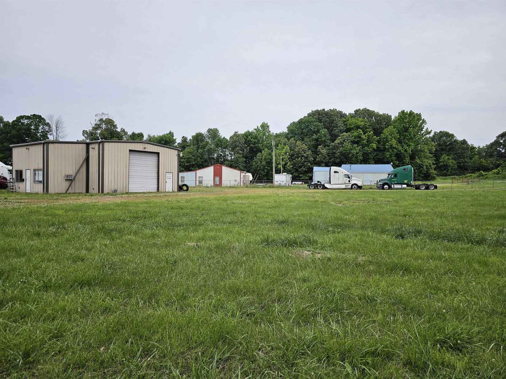 461 Walnut Hl Rd  