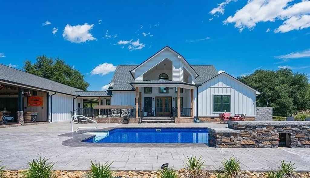 249 Geron Williamson Rd  