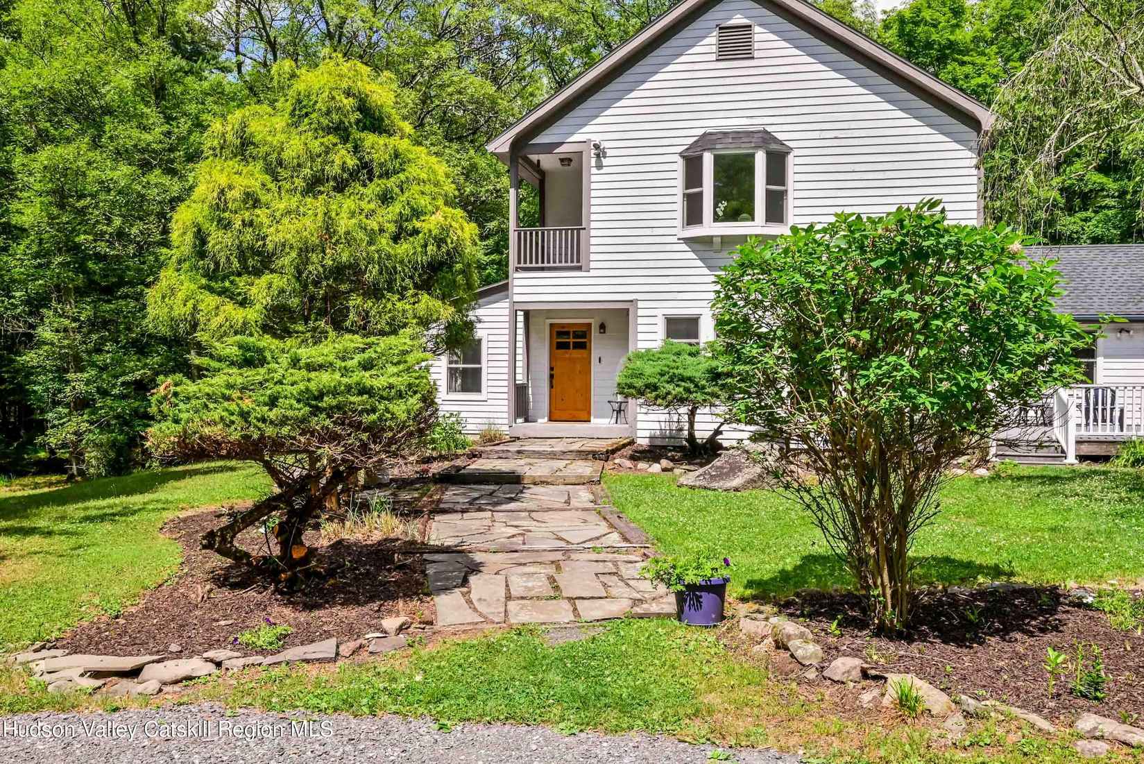 186 Stoll Rd  