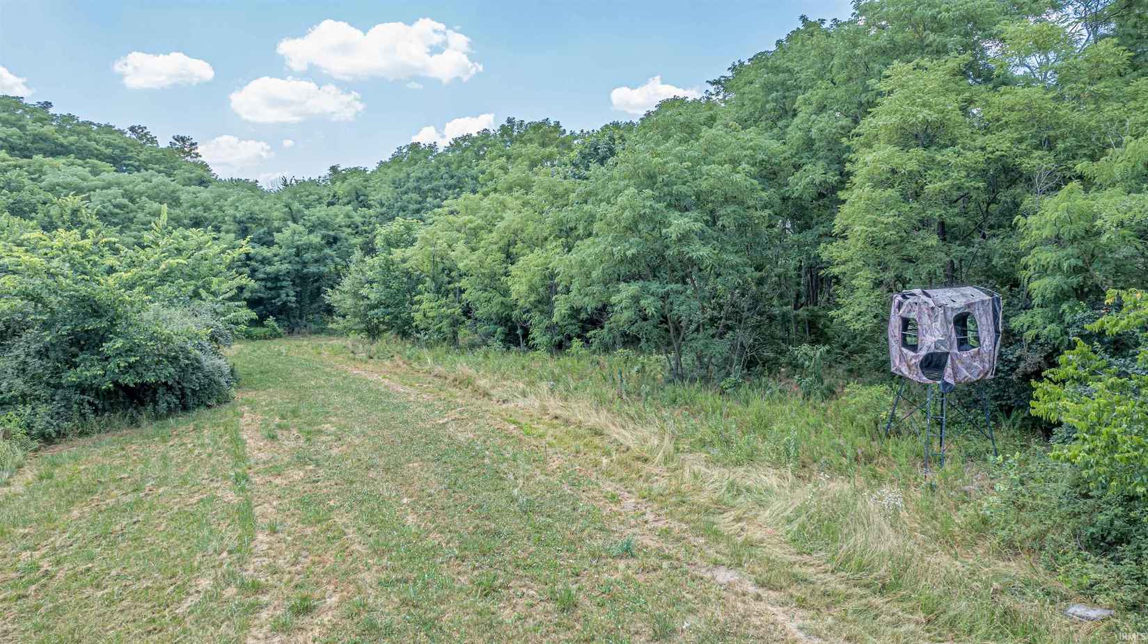 1975 N County Road 225 W Rd  