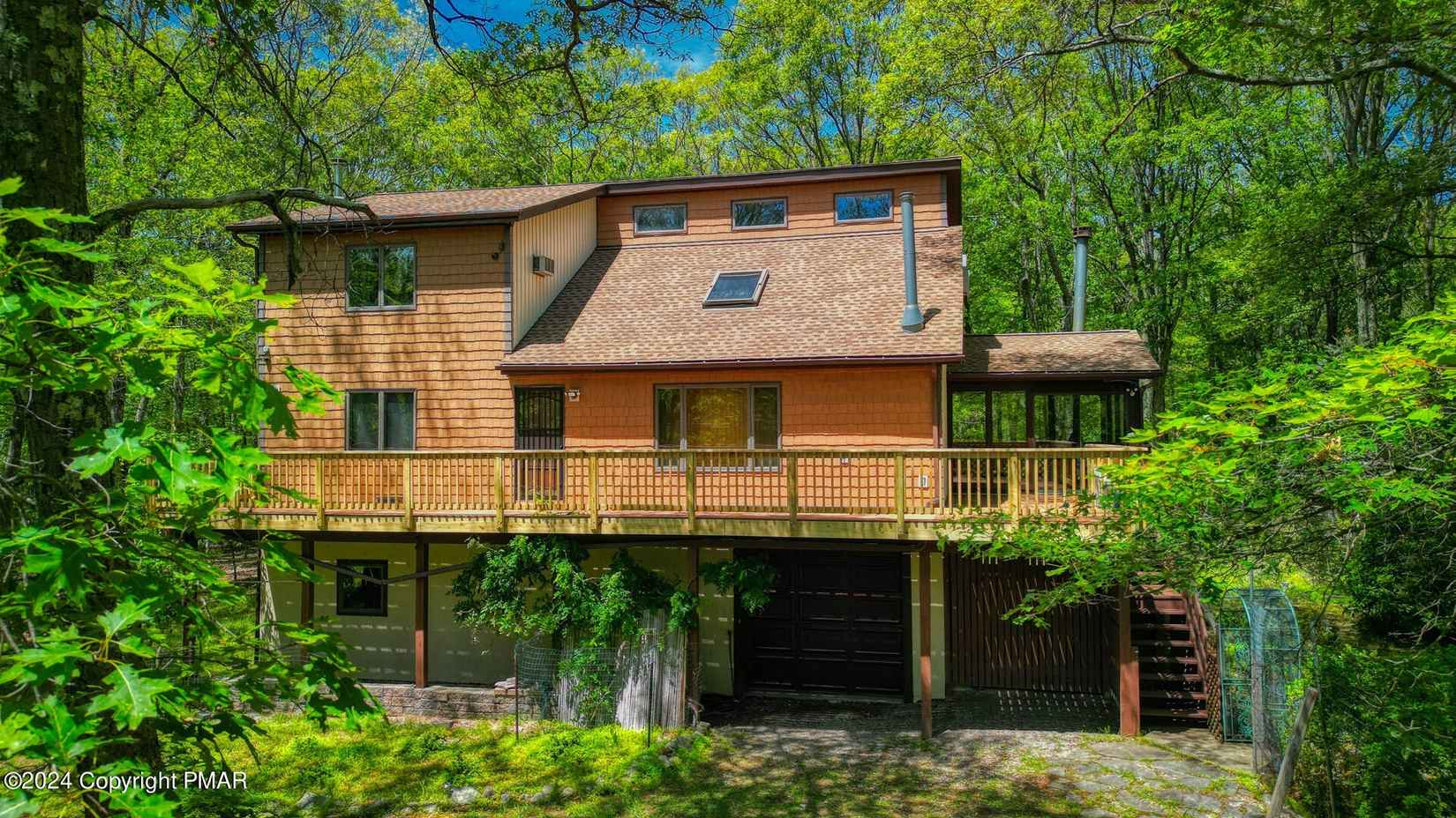 1106 Dogwood Ln  