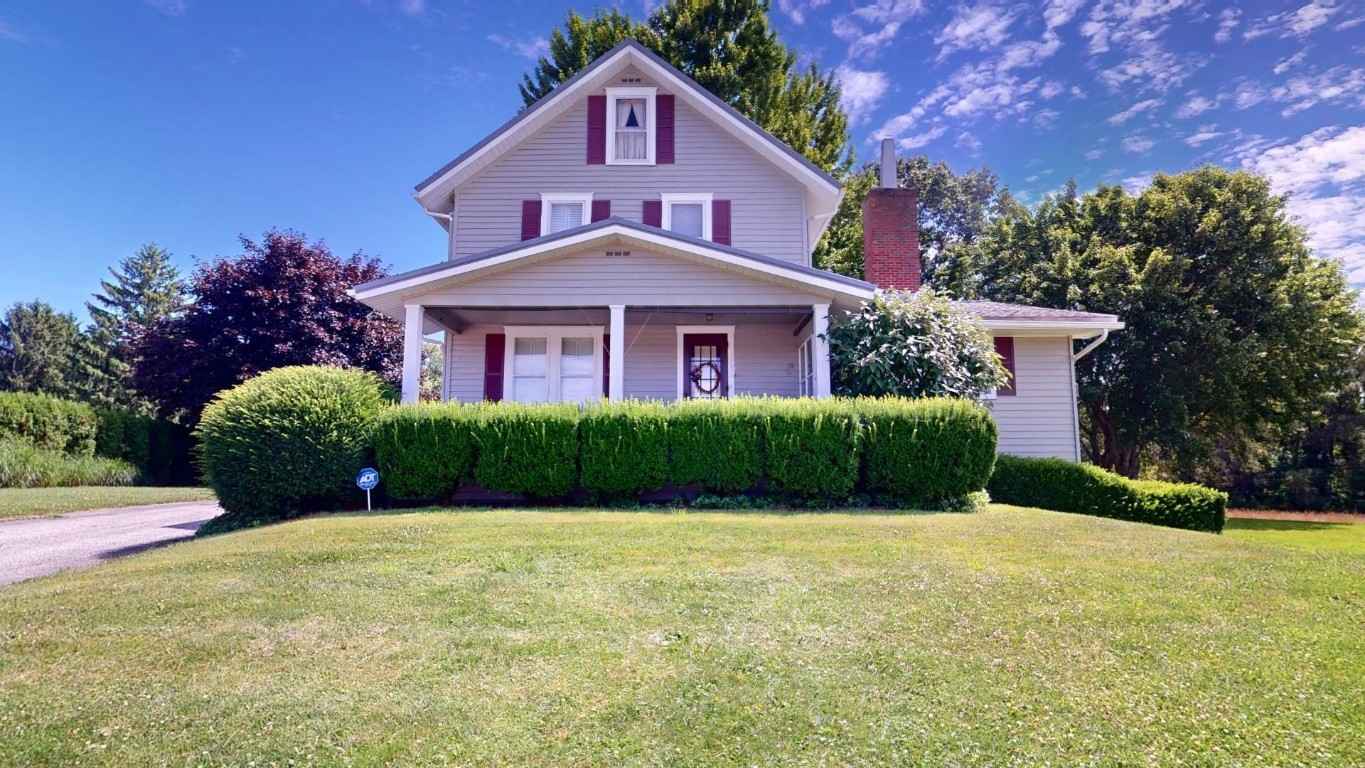 5197-5199 WEST Rd  