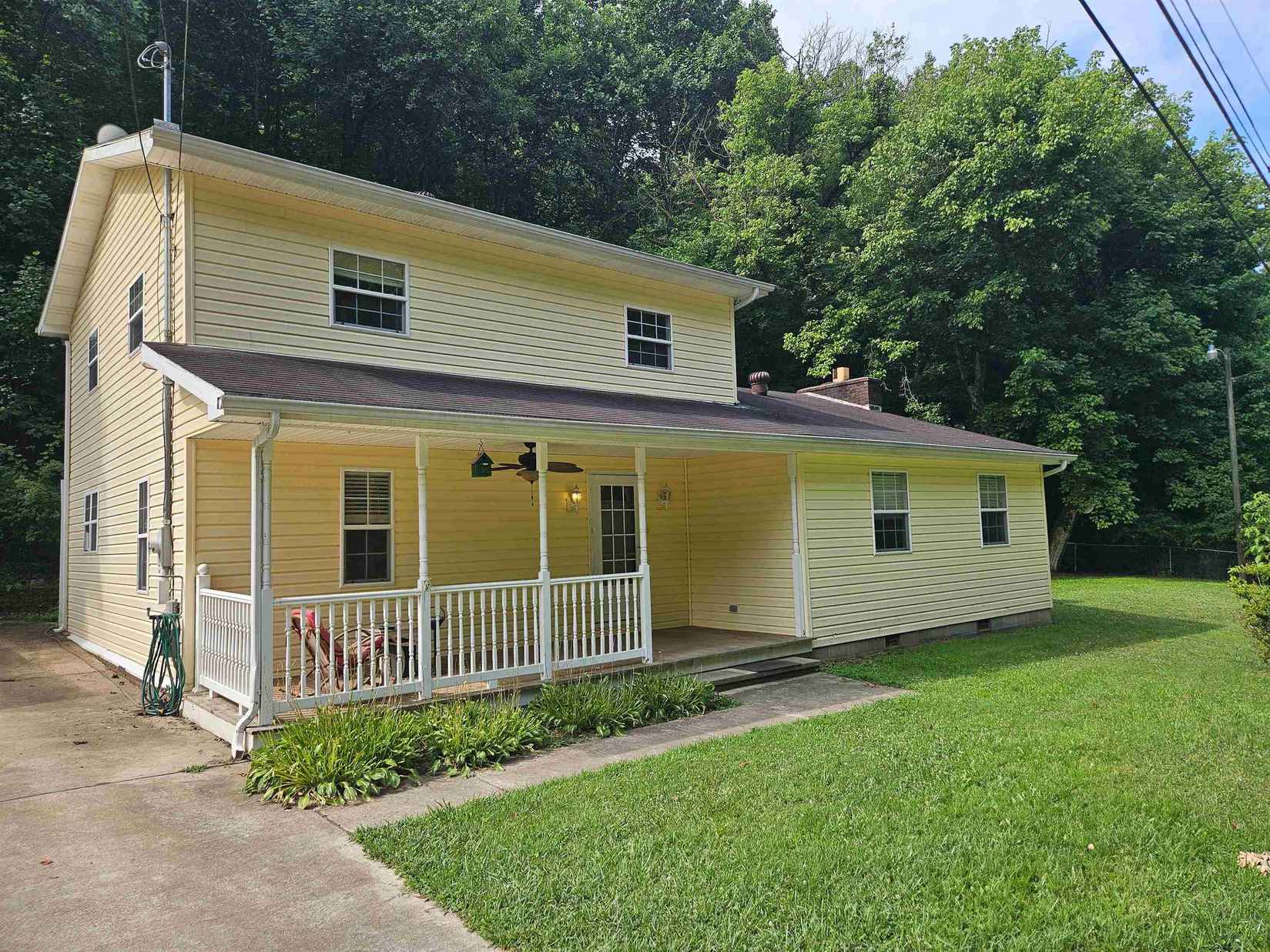 2797 Toms Crk Rd  