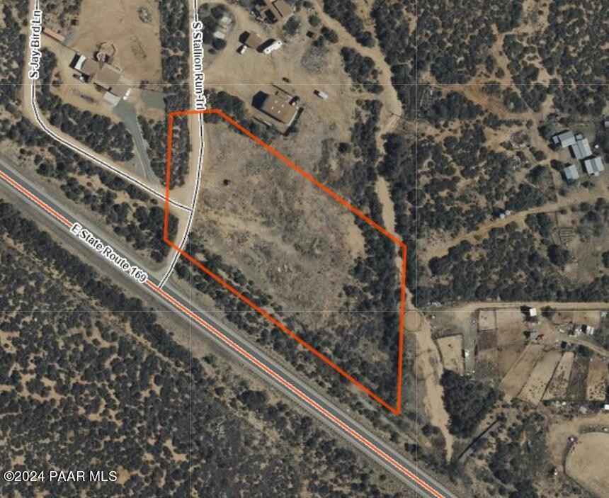 301 S Stallion Run Trl  