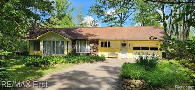 227 Joliet Ave  