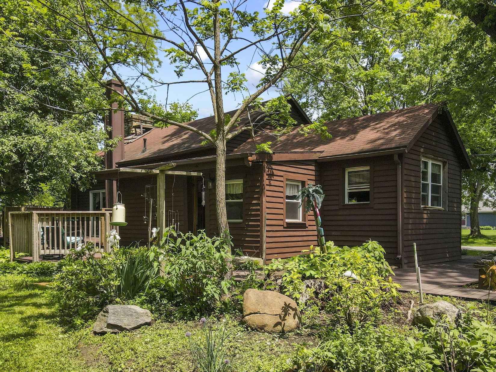 3388 Outville Rd  