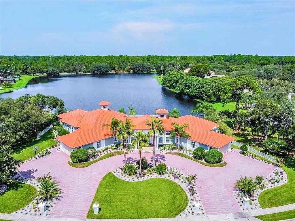 4571 LAKE IN THE WOODS Dr  