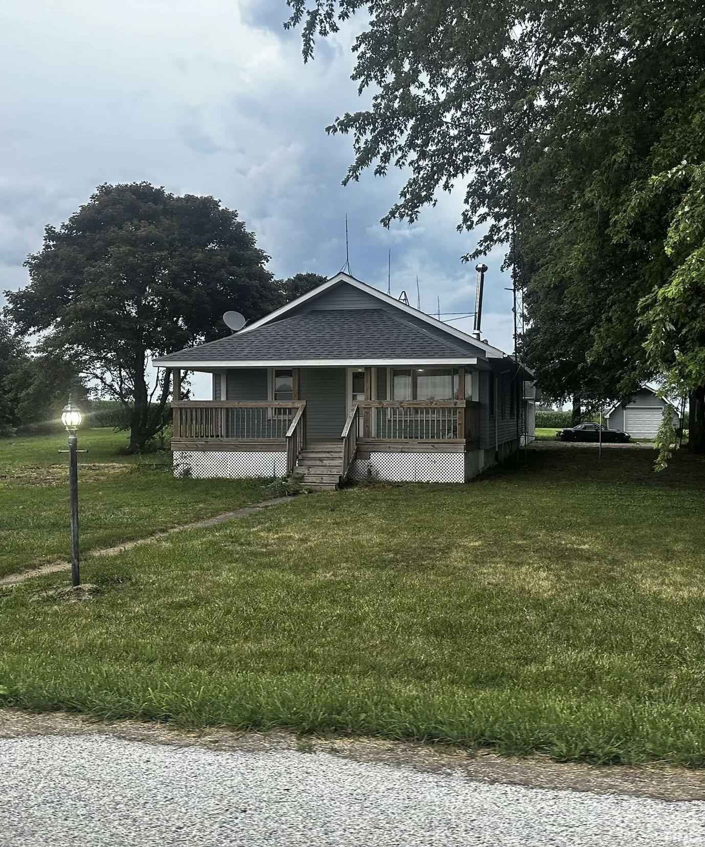 8785 S 700 W Rd  