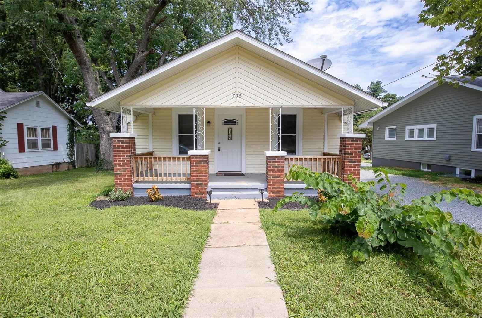 705 Warren  