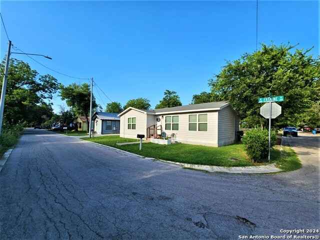 415 N Erskine St  