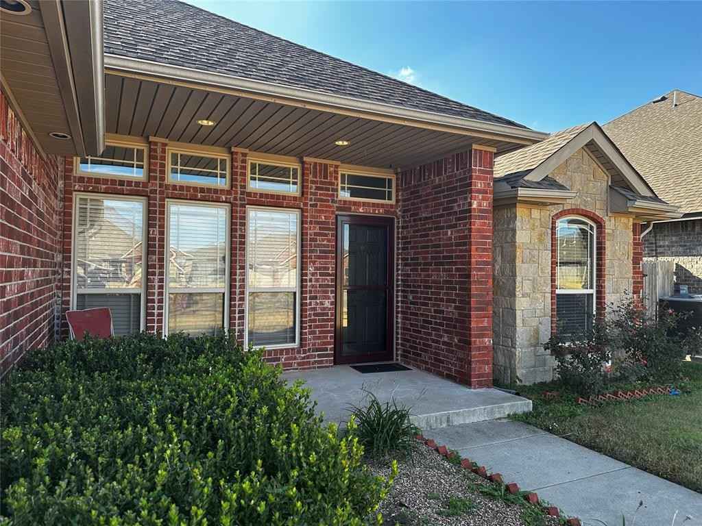 546 W Chickasaw Court Way  