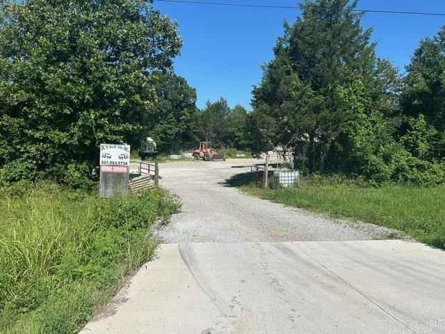 1946 Hwy 5  