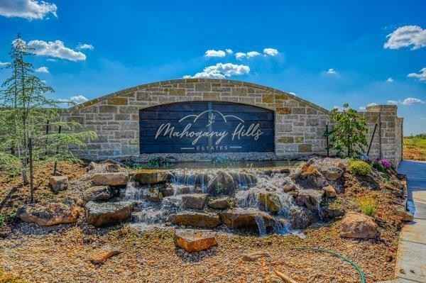 4601 Rustic Trails  