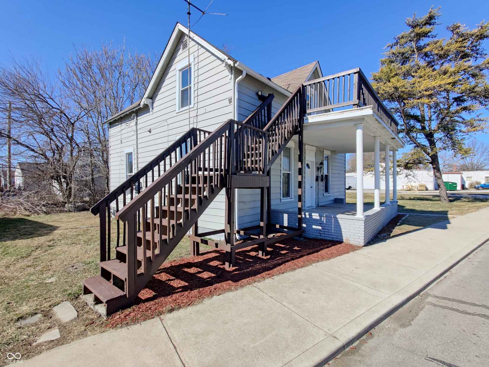 1325 1327 Jefferson Ave  