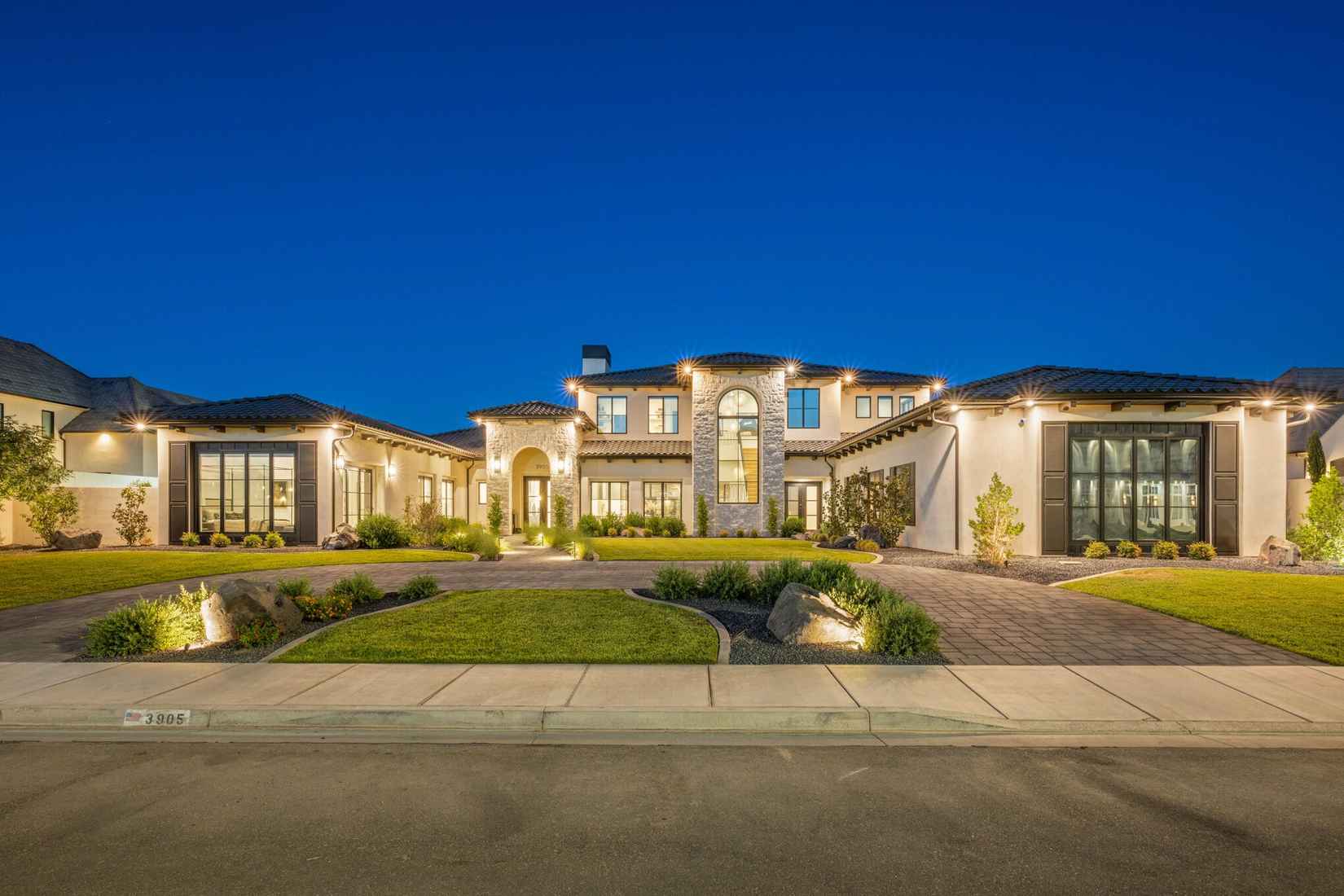 3905 S Quarry Rdg DR  