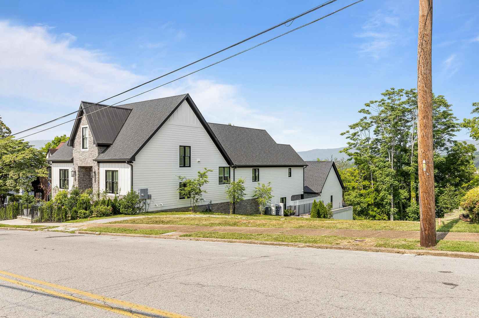 505 Frst Ave  