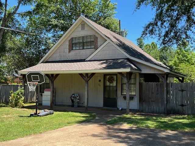 240 Robin Ln  