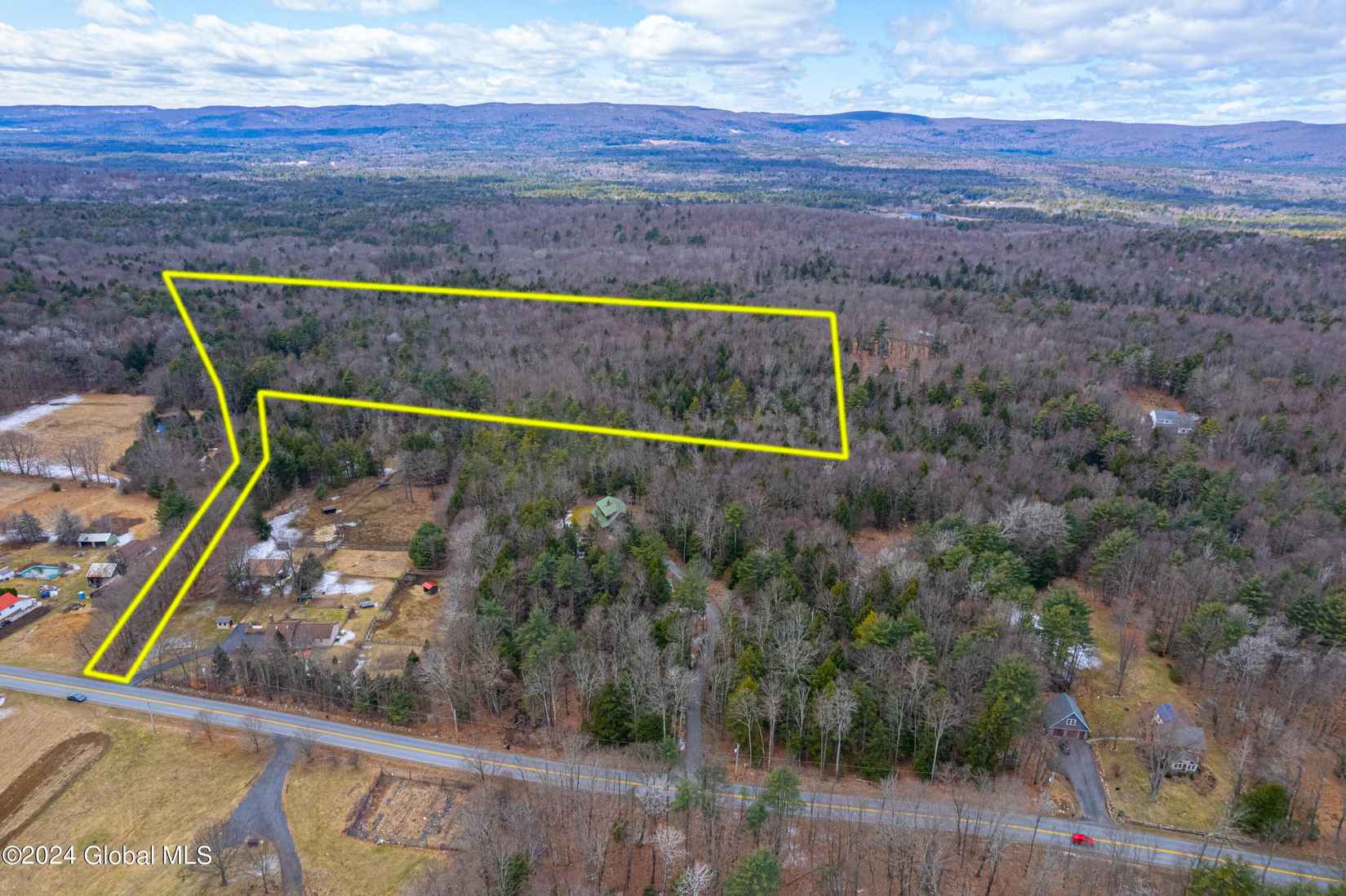 658 Locust Grv Rd  