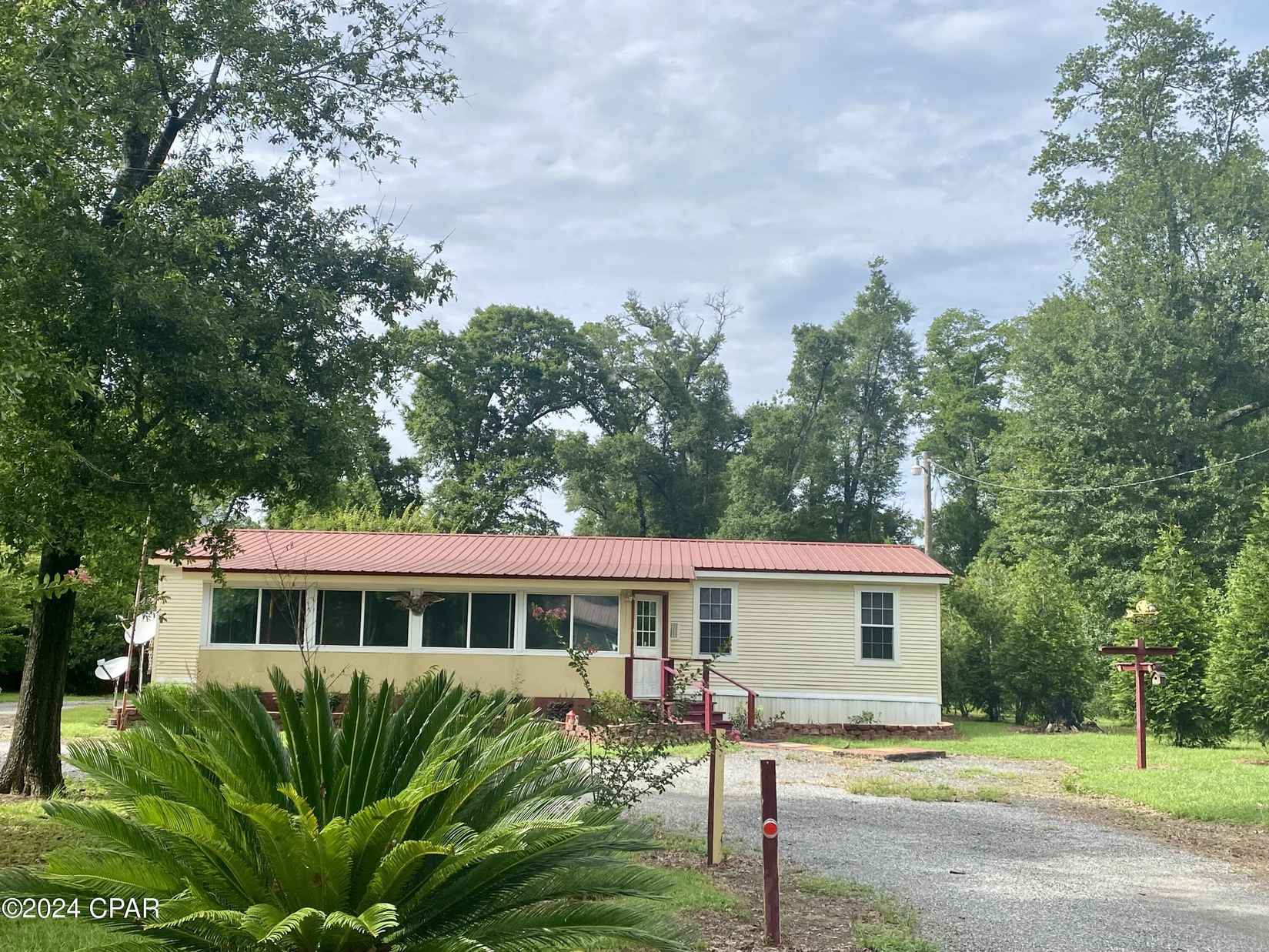 8122 Victoria Ln  