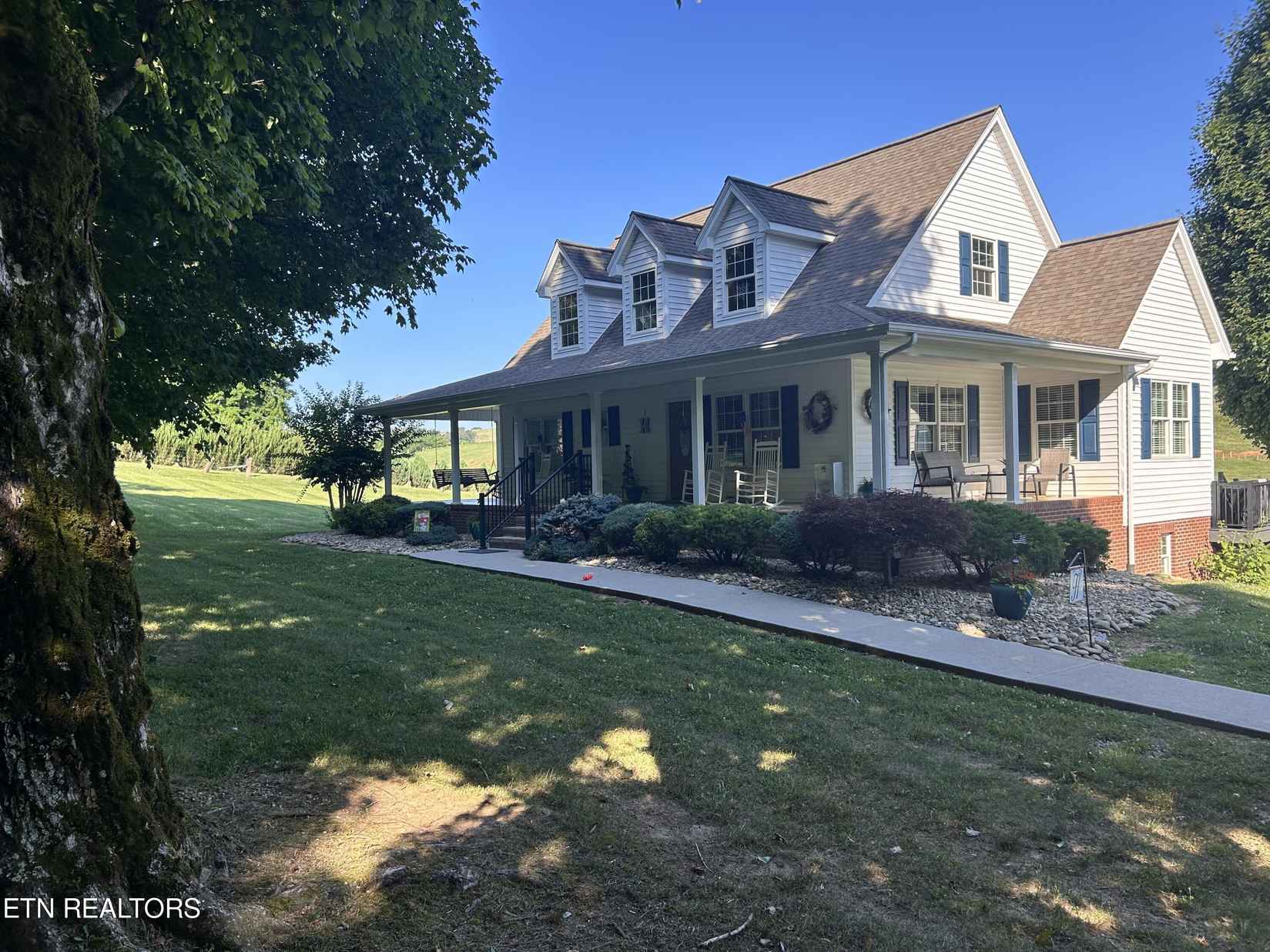 2335 Old Town Loop  