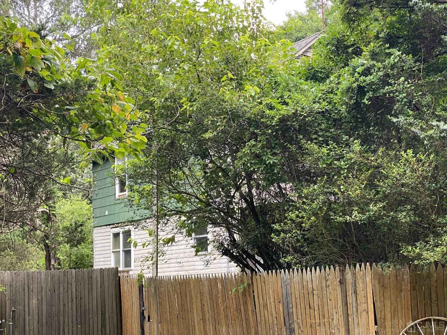 44 Federal Rd  