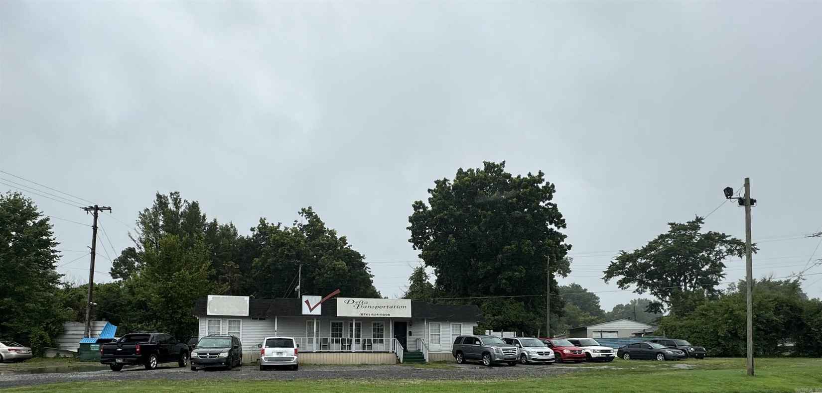 501 E Main  