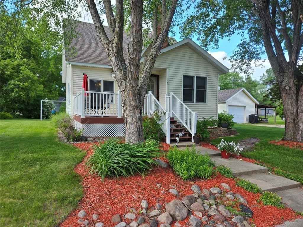 320 W Jackson St  