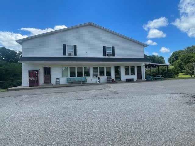 4237 N Jackson Hwy  
