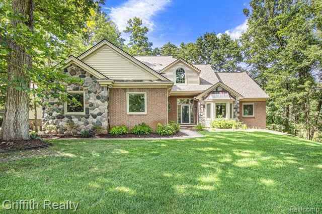 10687 Arbour Dr  