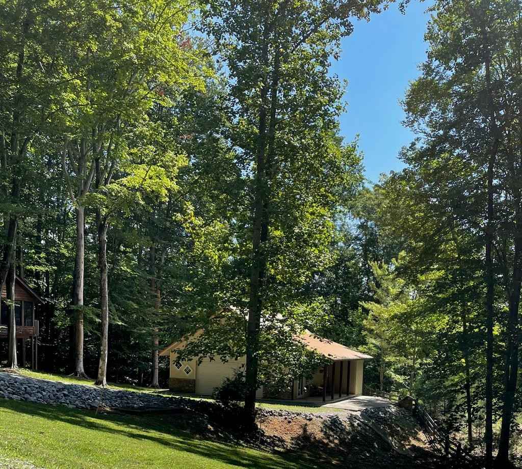 1108 Cherokee Rd  