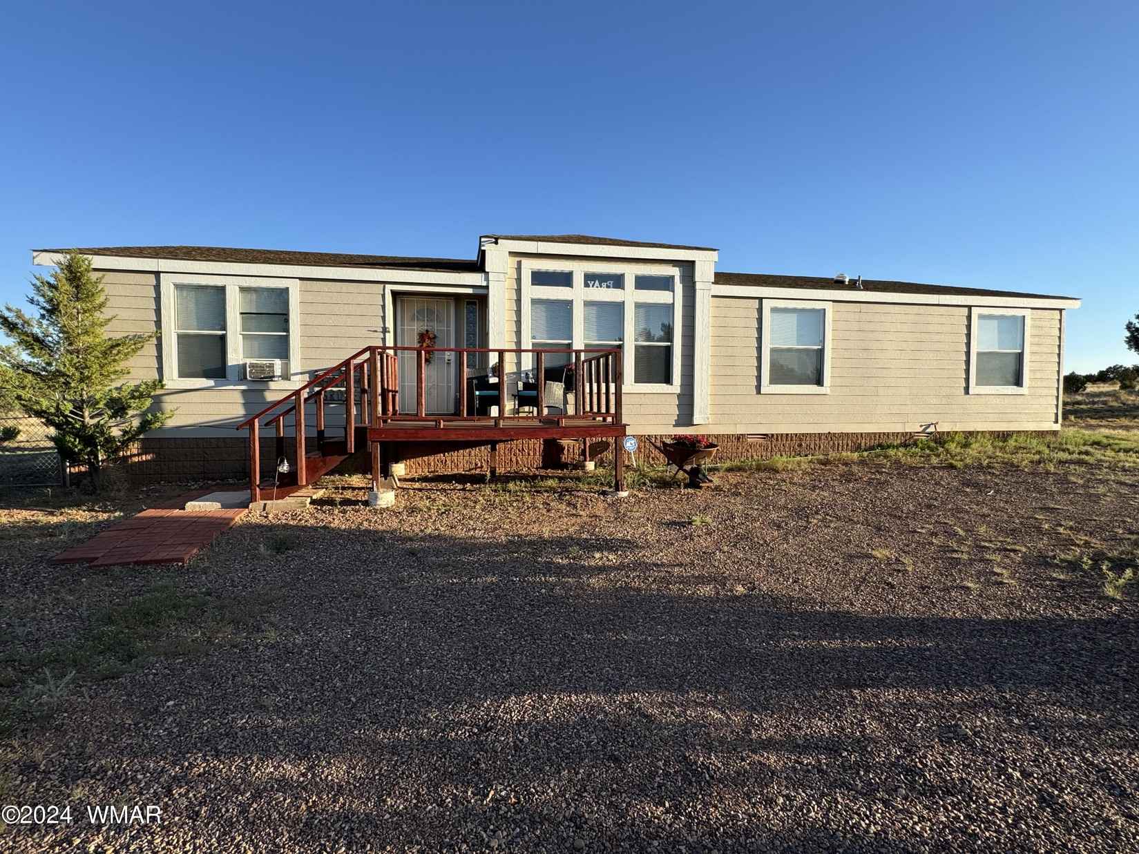 9771 E Concho Hwy  