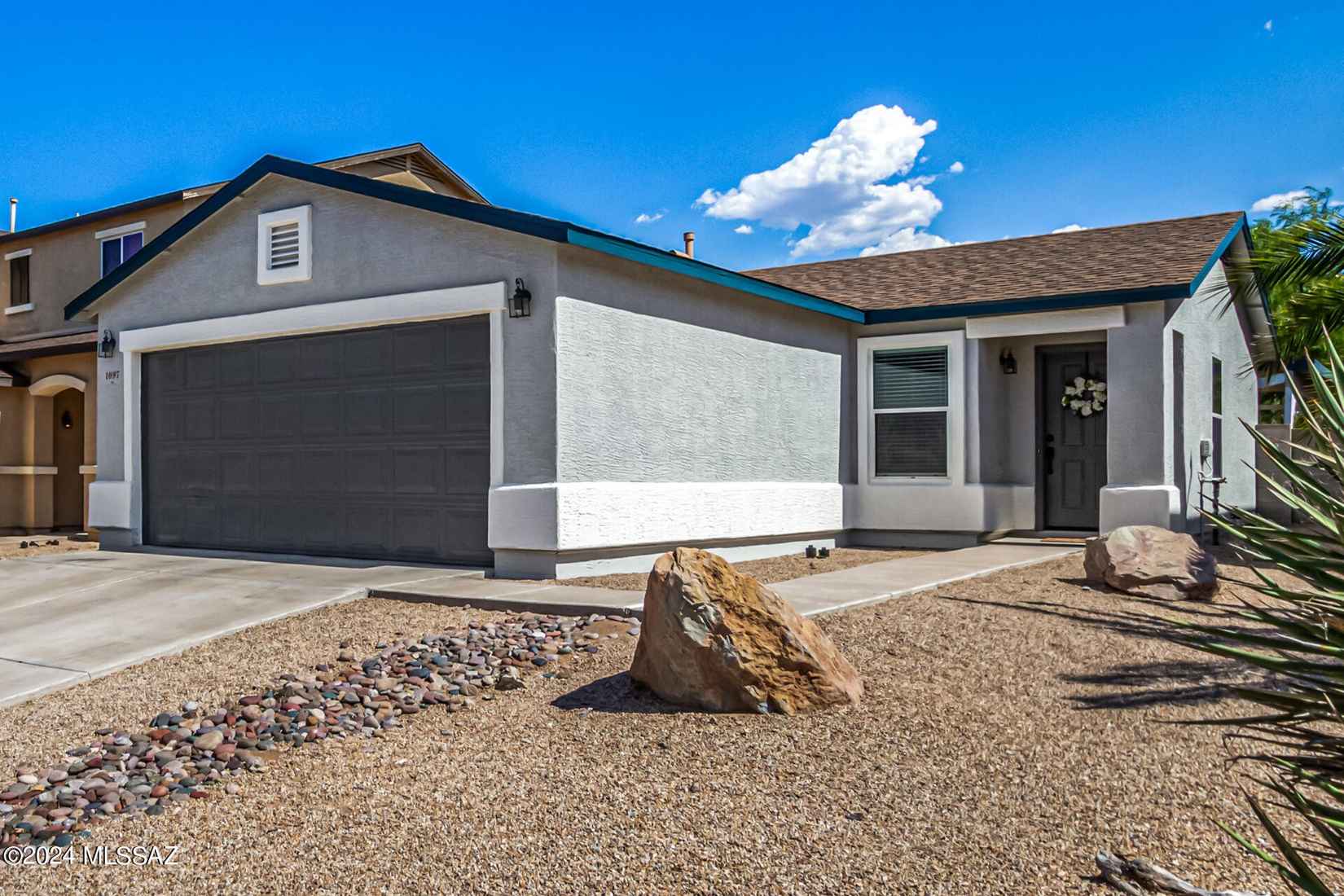 1097 W Camino Luna Llena  