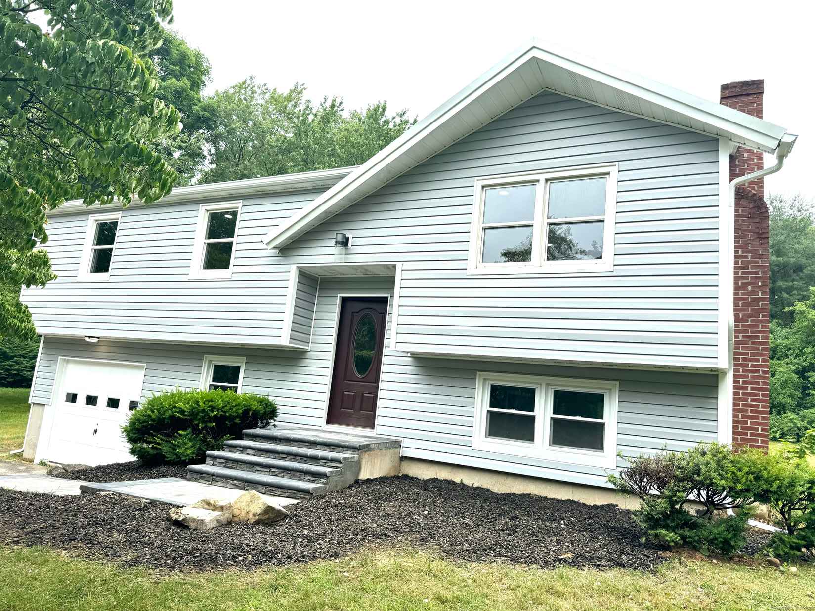141 Bradford Rd  