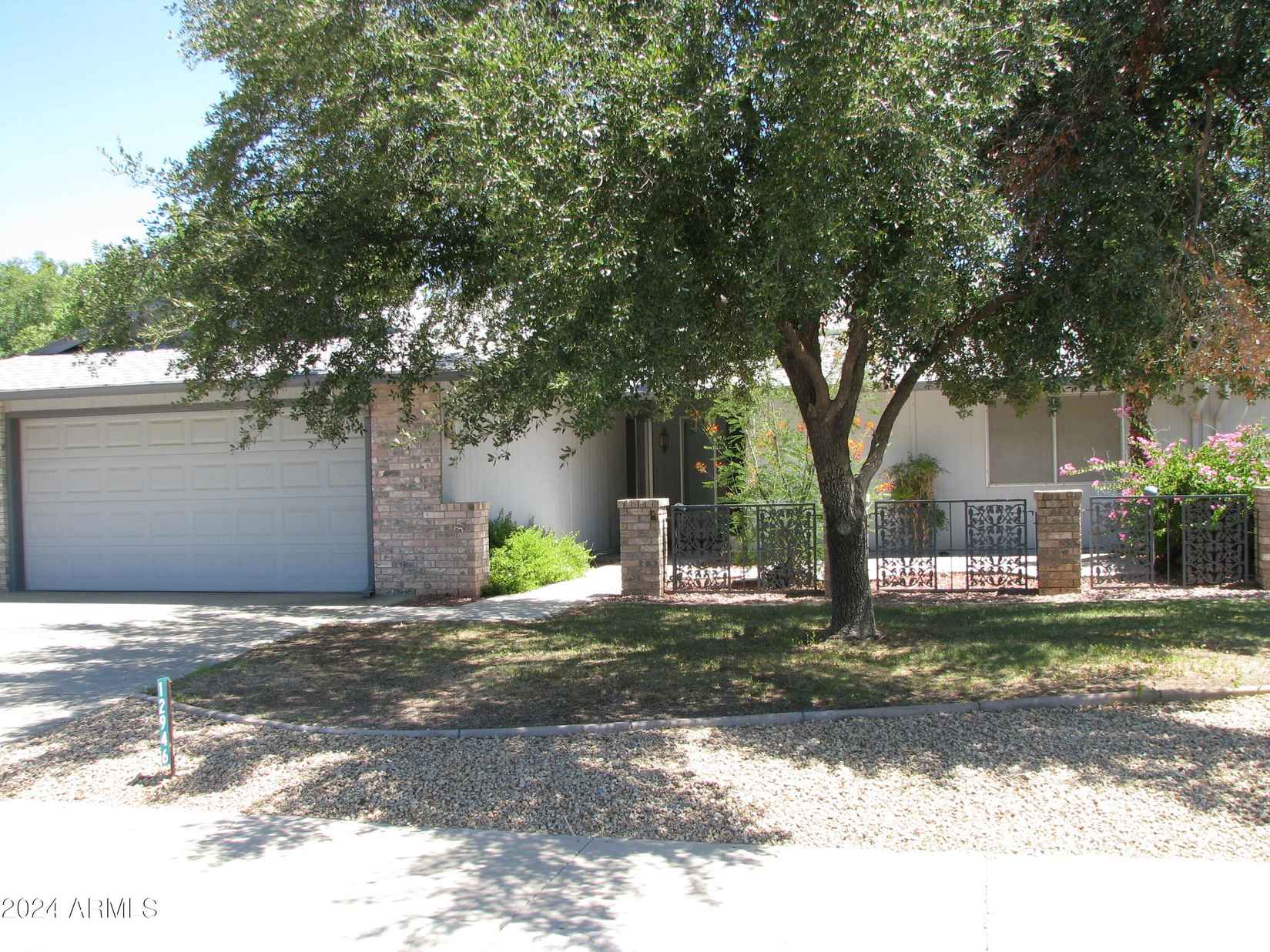 12946 W Maplewood Dr  