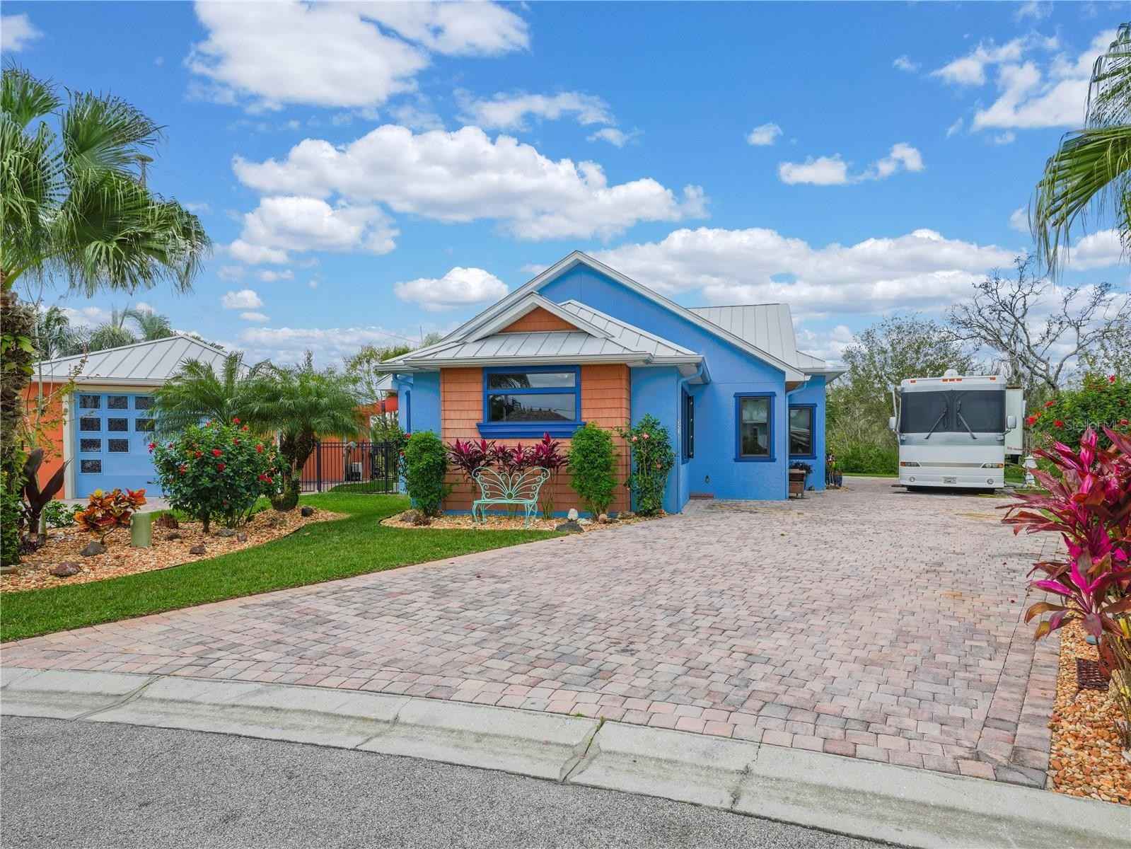 3218 GREAT HERON Loop  