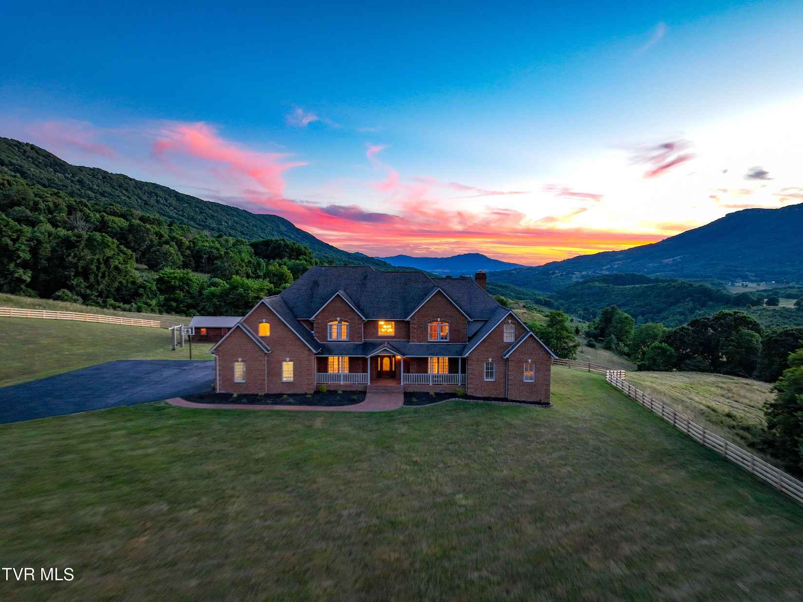 1101 Six Farm Rd  